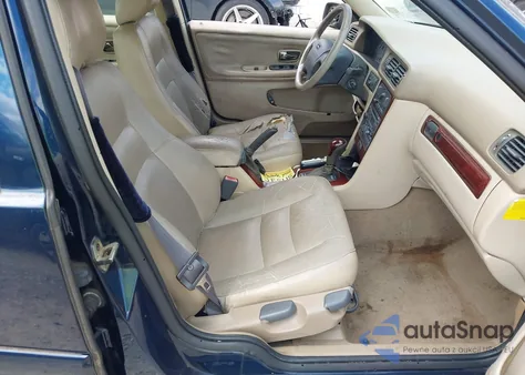 2000 Volvo S70 Se from USA, damaged, VIN YV1LS61J2Y2629478